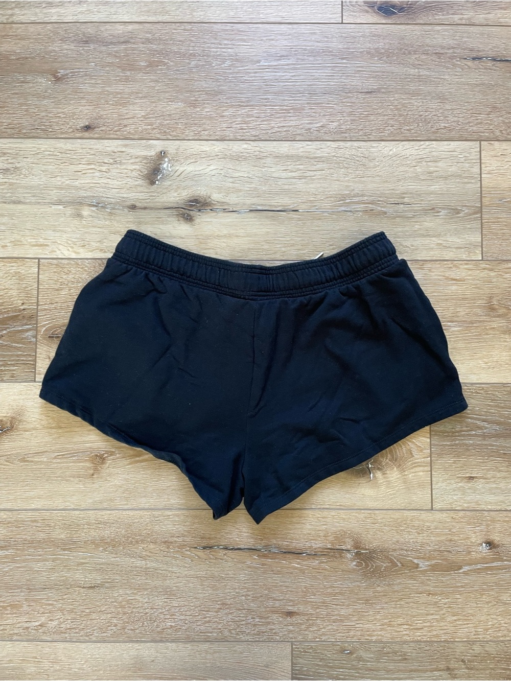 Auden Women’s Fleece Shorts Black Midweight with Pockets Drawstring Waist - Picture 3 of 3